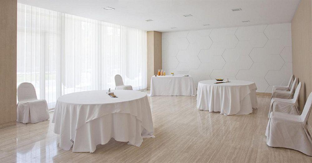 Hotel Delta Tudela Kültér fotó