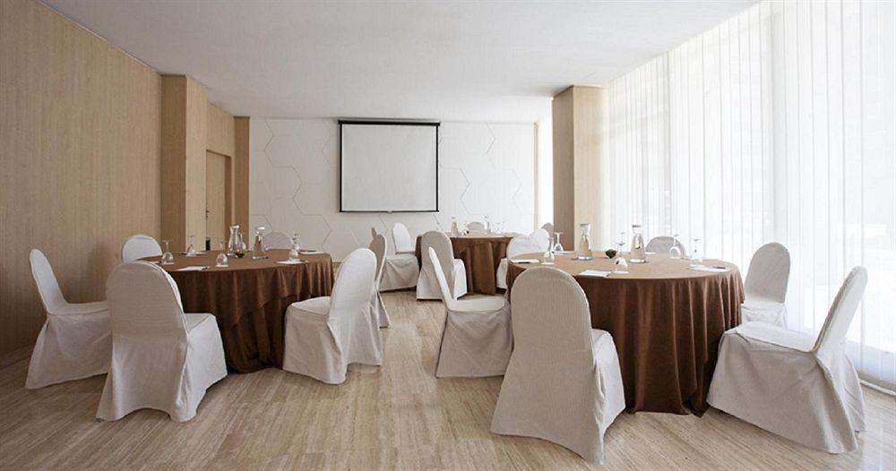 Hotel Delta Tudela Kültér fotó