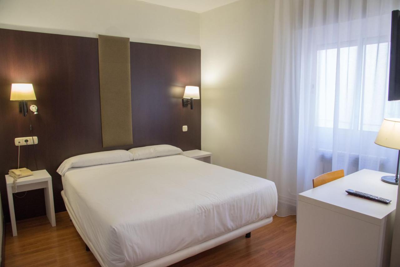 Hotel Delta Tudela Kültér fotó