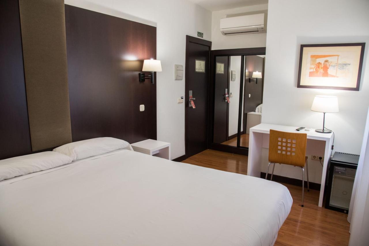 Hotel Delta Tudela Kültér fotó