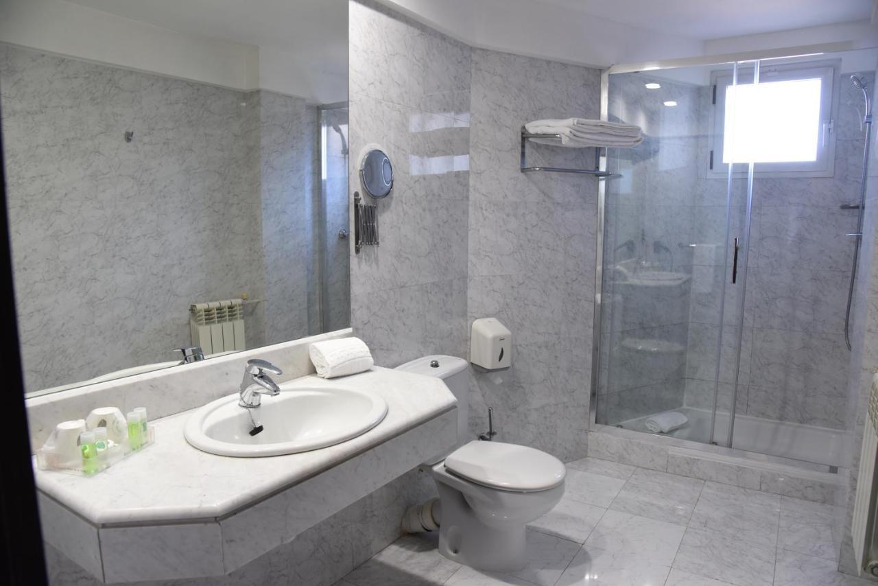 Hotel Delta Tudela Kültér fotó
